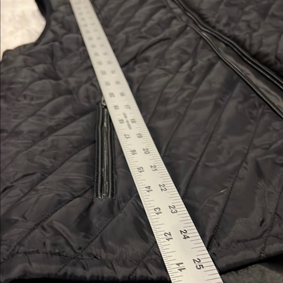 DKNY Black Quilted Vest - Picture 10 of 12